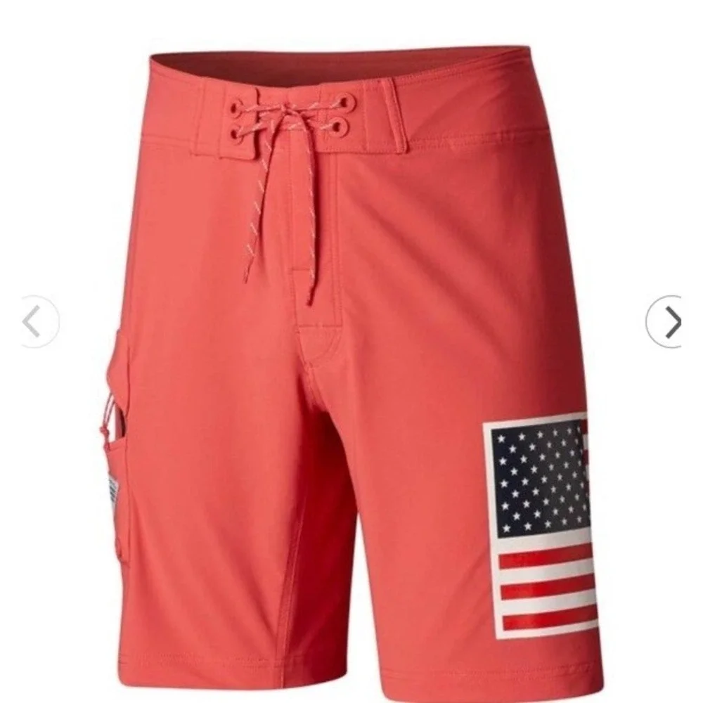 Columbia PFG Fish Series USA Flag Board Shorts Sz 36 Red Omni-Wick Bottle Opener